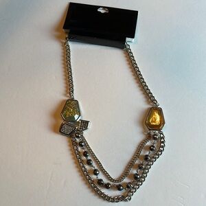 NWT sliver layered necklace